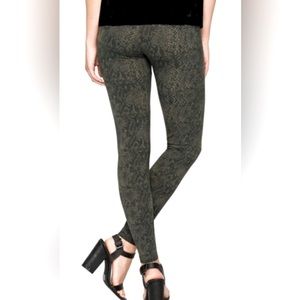 Matty M Ladies Snake Print Leggings